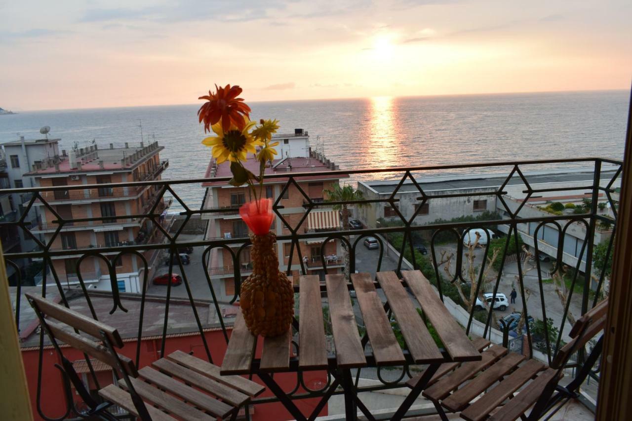 House Of Sun 2016 Apartment Castellammare di Stabia Exterior photo